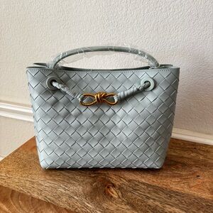 *READ LEATHER INSIDE & OUT | Mint Green Woven Intrecciato Leather Tote Bag
